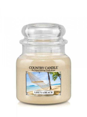 Country Candle Średnia świeca zapachowa z dwoma knotami Life's A Beach 453g