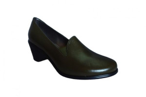 Czołenko oliwka na szerszą stopę obcas 5,6cm nr.37
