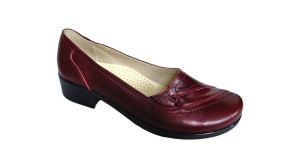 Mokasyny damskie bordo koturn 3,5cm nr.41