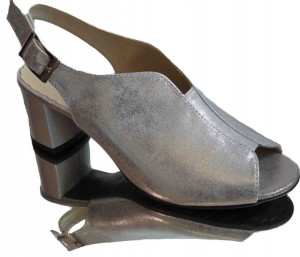 Skórzane sandałki FASHION obcas tęg.G H srebro 36