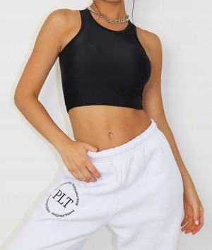 PRETTYLITTLETHING gładki czarny crop top 36
