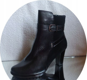 SKÓRZANE BOTKI szerokie tęgośc H OBCAS 9 CM 41