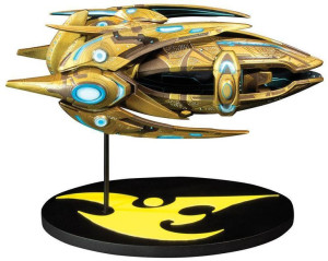 Replika statku StarCraft - Protoss Carrier Ship