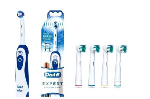 Szczoteczka elektryczna Oral B +5 końcówek+BATERIE