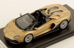Looksmart Lamborghini Aventador LP780-4, złoty