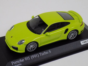 Minichamps Porsche 911, 991-2, 2017, jasny zielony
