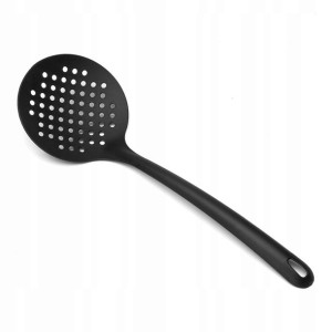 Łyżka Cedzakowa Szumówka Hega Altea Czarna 32,5 Cm