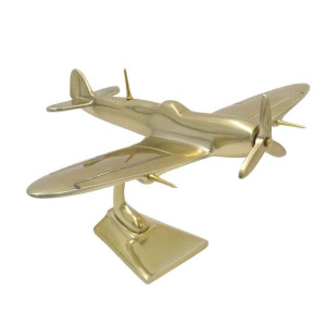 Model myśliwca Spitfire - legendarny samolot II wojny światowej - SPIM
