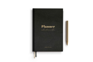 AKADEMICKI PLANNER KSIĄŻKOWY. Black Stone