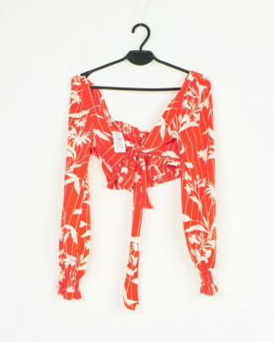 Bluzka Damska Wiązana Crop Top Wizualnie S