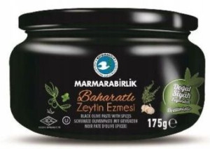 Pasta Z Czarnych Oliwek Z Przyprawami 175g
