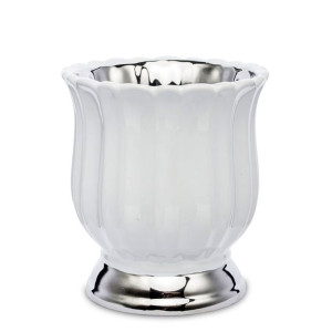 Ceramiczna biała osłonka na kwiaty - wysokość 14,5 cm