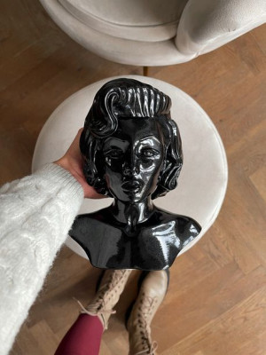 OSŁONKA donica doniczka MARILYN MONROE czarna w POŁYSKU HIT