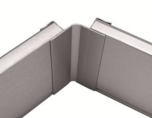Narożnik cokołu MULTICORNER H-150mm, elastyczny