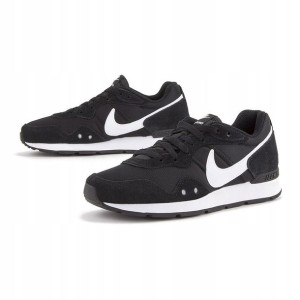 BUTY SPORTOWE DAMSKIE NIKE Venture Runner r. 37,5