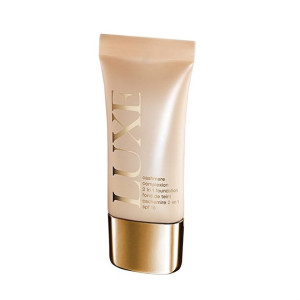AVON Podkład Matujący z Bazą SPF 15 Luxe Medium Bisque