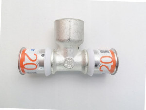 Uponor Trójnik 20 - 1,2 - 20 S-Press Plus 1070596