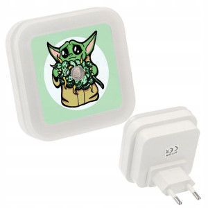 Nocna lampka do kontaktu LED wzór BABY YODA 23