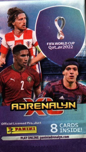 FIFA WORLD CUP QATAR 2022 Adrenalyn XL Saszetka z 8 kartami 30976 PANINI