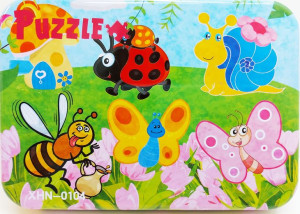Zestaw 4 układanek puzzli w metalowym pudełku - Łąka