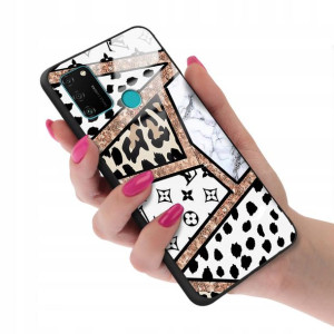 Etui Glass do HUAWEI HONOR 9A Bearbrick Case Wzory