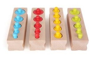 Sorter drewniany gra logiczna Montessori.