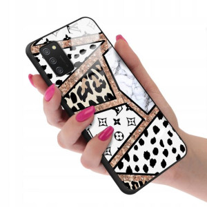 Etui Glass do SAMSUNG A02S Bearbrick Case Wzory