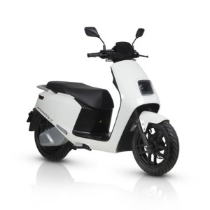 Motocykl elektryczny NCE-S biały