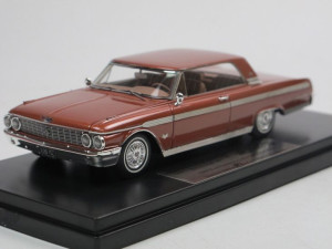 Goldvarg Ford Galaxie, 1962, kasztanowy