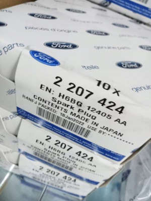 2207424 Świeca Zapłonowa Ford C-max 15- Fiesta 17-
