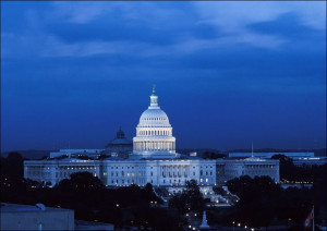 Capitol Hill at night., Carol Highsmith - plakat 91,5x61 cm