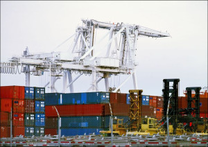 Container facility at Oakland Harbor., Carol Highsmith - plakat 29,7x21 cm