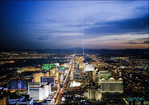 Las Vegas at dusk., Carol Highsmith - plakat 80x60 cm