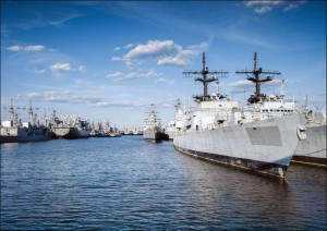 Mothballed Navy Ship Fleet, Philadelphia., Carol Highsmith - plakat 59,4x42