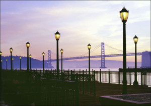 San Francisco Bay Bridge Lights at Dusk., Carol Highsmith - plakat 42x29,7