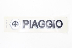 Naklejka Piaggio Duża Srebrno-czarna 0950 Kat-g