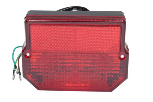 Lampa Tył Mz Kwadrat Czerwona Sc