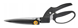 Nożyce ręczne do trawy FISKARS SmartFit 34,5cm