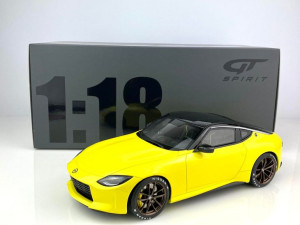 Nissan Fairlady Z Prototype 2021 yellowmetallic GT Spirit 1:18