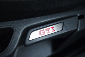 Nakładka na rączkę fotela Golf 5 6 V VI Gti line