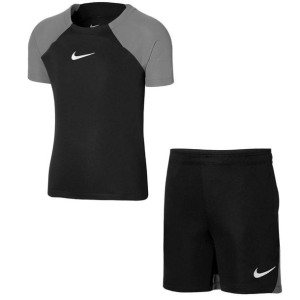 Komplet Nike Academy Pro Training Kit DH9484 013 - CZARNY; S 104-110 CM