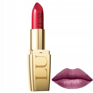 Avon Luxe Szminka Runway Plum