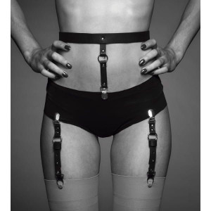 Pas do pończoch Bijoux Indiscrets - MAZE Suspender Belt for Underwear & Sto