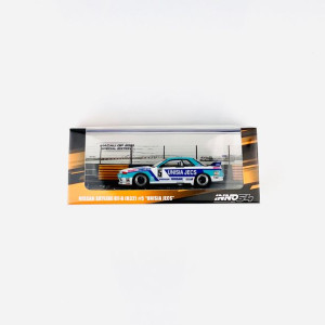Nissan Skyline GT-R (R32) #5 "Unisia Jecs" Inno64 1:64