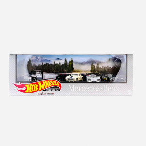 Mercedes-Benz Set Diorama - 4 Piece Hot Wheels Premium 1:64