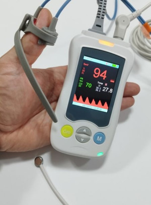 Pulsoksymetr dla wcześniaków i niemowląt YK-820B