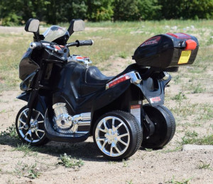 Motorek, Motor Ścigacz Z Kuferkiem / St-c051