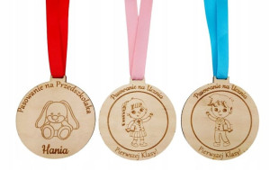 Medal Pasowanie Ucznia Przedszkolaka Szkoła Wzory