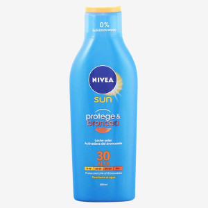 Nivea Sun Protect And Bronze Sun Activating Tan Lotion Spf30 200ml