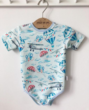 Body z dresówki  - samoloty i balony